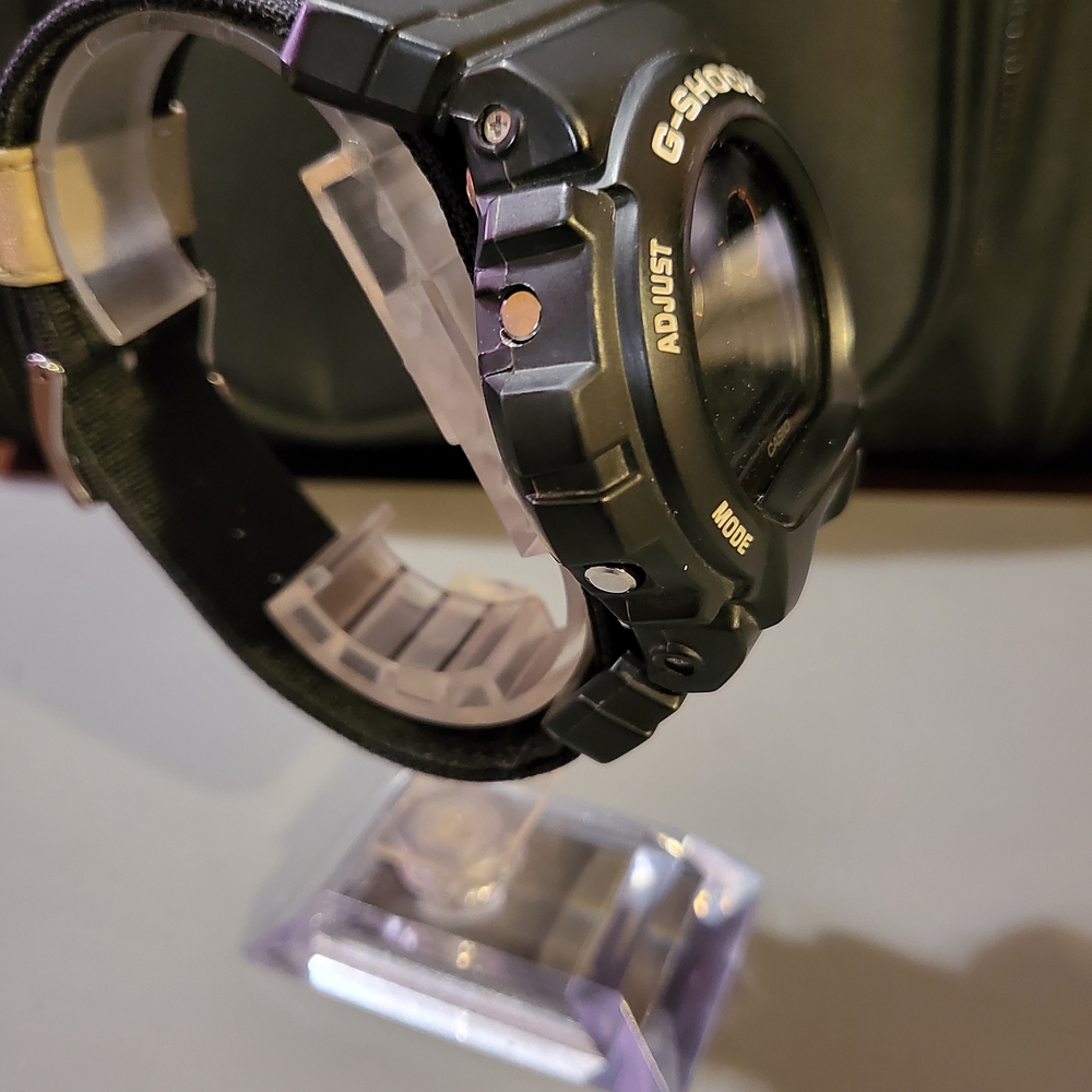 G-SHOCK WATCH⌚️ DW-6900PF PLACES AND FACES COLLABORATION - Picture 3 of 9